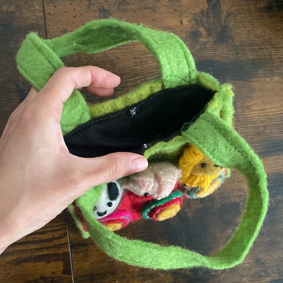 Handmade, Wool Finger Puppet Set w/ Bag - Picture 3 of 5